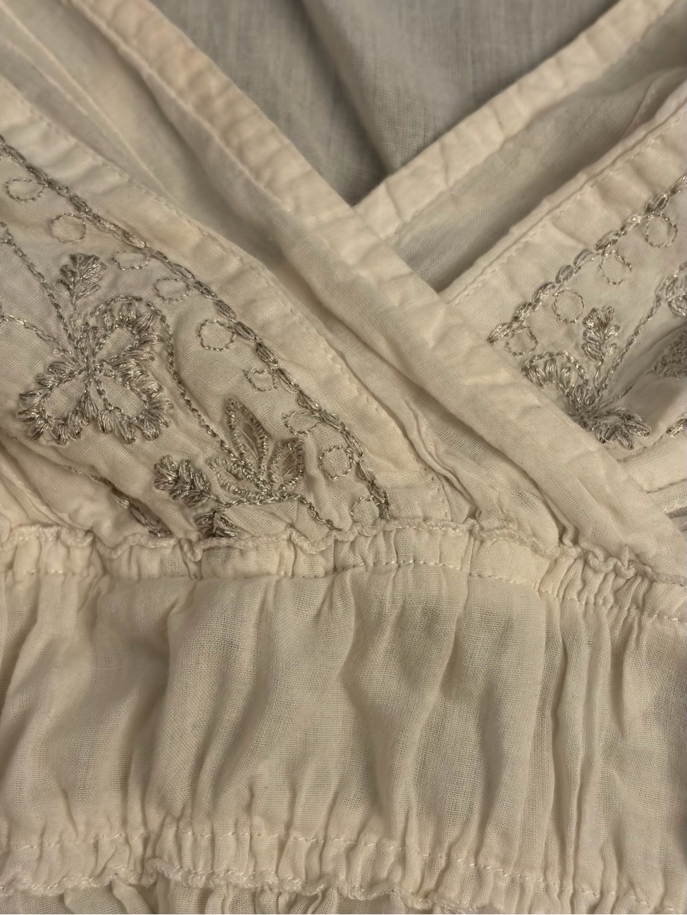 Dkny Cream V-Neck Embroidered Peasant Top - Picture 2 of 4